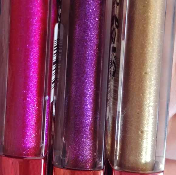 Lip lava lip gloss - Picture 2 of 3